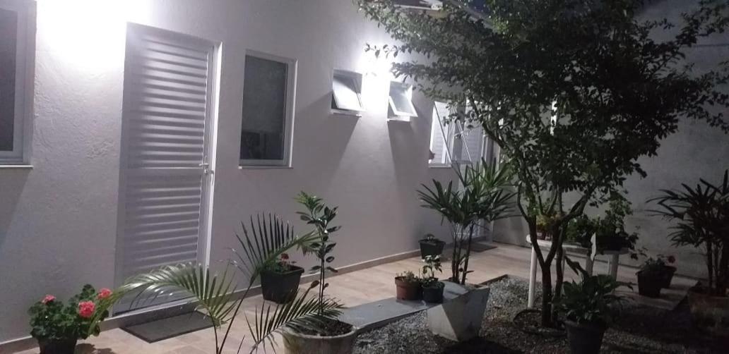 Ferienwohnung Pousada Casa Verde - Quartos Individuais - Smart Tv 32 - E Banheiro Privativo Itajaí Exterior foto