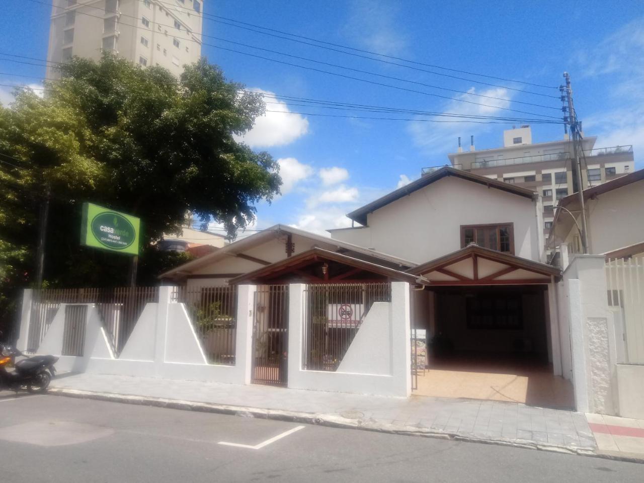 Ferienwohnung Pousada Casa Verde - Quartos Individuais - Smart Tv 32 - E Banheiro Privativo Itajaí Exterior foto